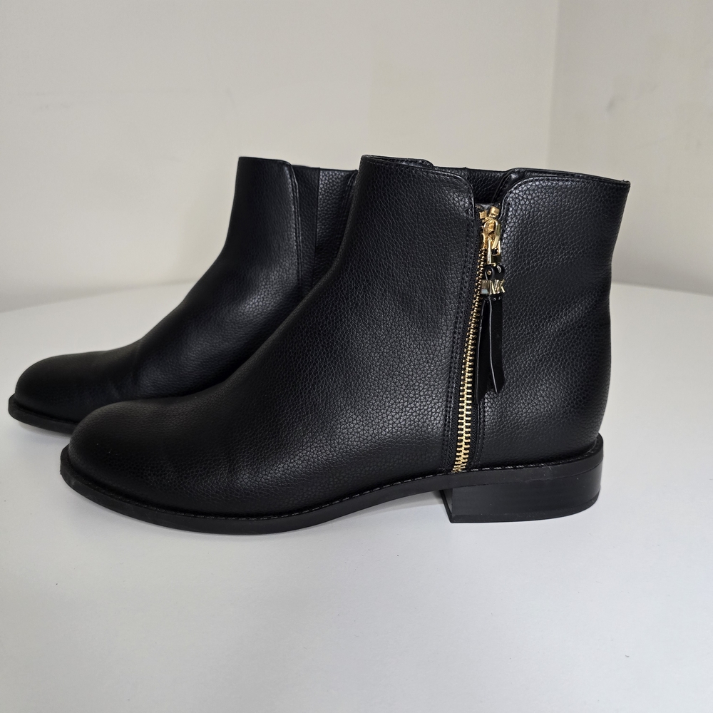 Michael Kors Britt Ankle Boots Size 9 - Picture 2 of 4